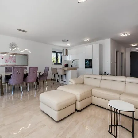 Subin Villa